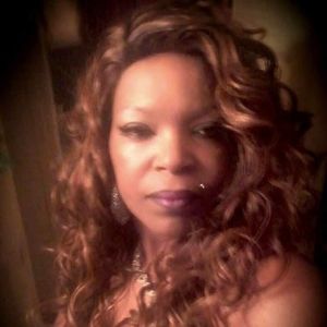 Meet your Posher, Cynthia